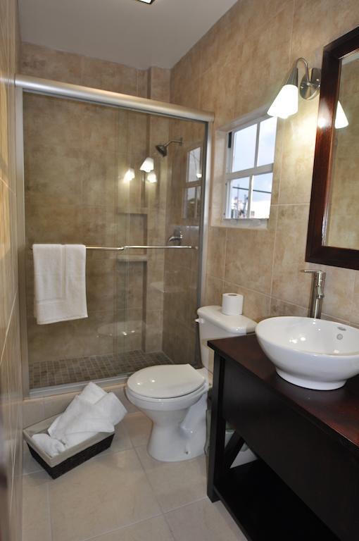 Rainbow Hotel Caye Caulker Δωμάτιο φωτογραφία