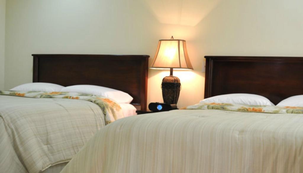 Rainbow Hotel Caye Caulker Δωμάτιο φωτογραφία